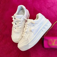 Diamond Crest Platform Sneakers