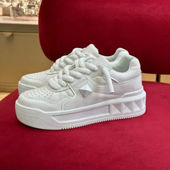 Diamond Crest Platform Sneakers