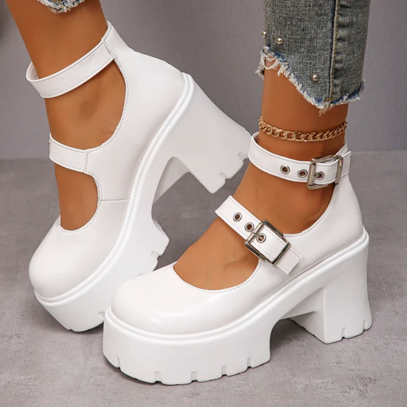 Anzia Platform Sandals