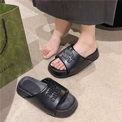 Niuu Niuu Foam Slides