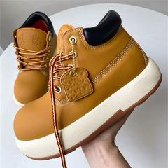 Vogue Vantage Boots