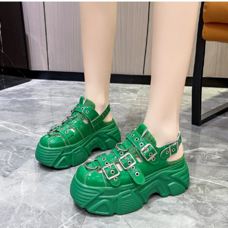 HollowHug Buckle Sandals