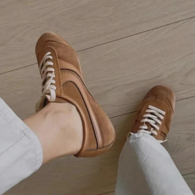 Motive Walk Sneakers