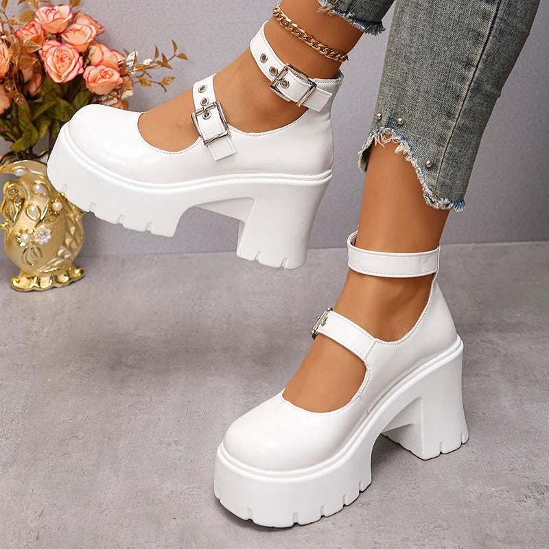 Anzia Platform Sandals