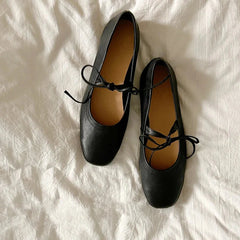 Modish Flat Sandals