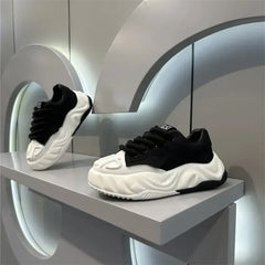 Torque Mode Style Sneakers